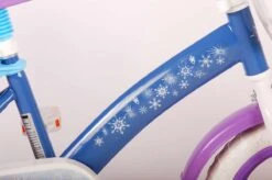 Volare Disney Frozen Kinderfiets - Meiden - 12 Inch - Blauw Paars - Doortrapsysteem -fiets 1200x797 1